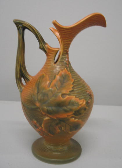 ROSEVILLE BUSHBERRY EWER. Russet. Relief mark "Ro