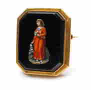 ANTIQUE GOLD AND MICRO MOSAIC BROOCH. (1 of 3)