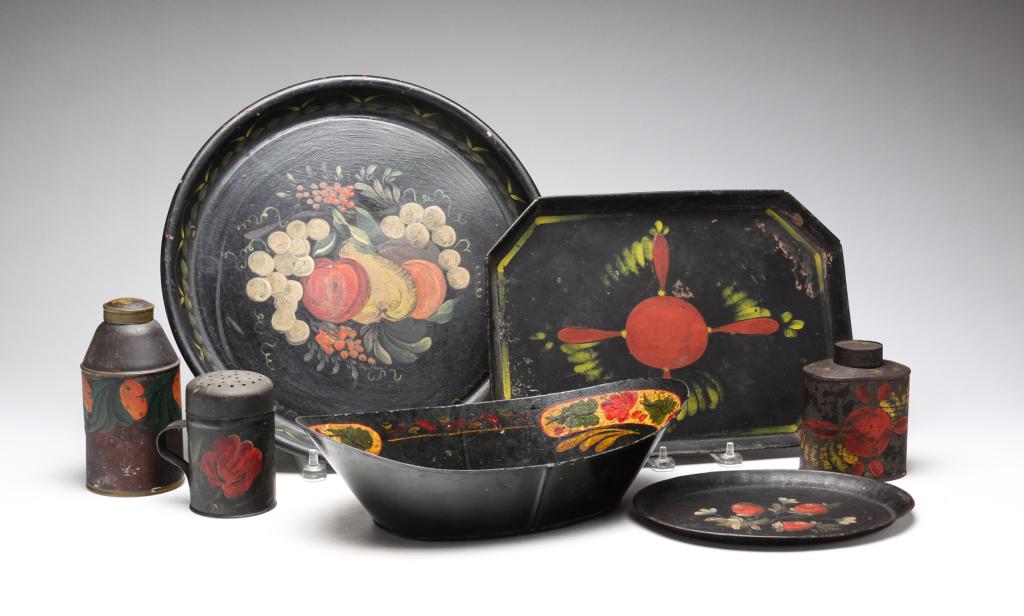 SEVEN PIECES OF TOLE. (1 of 6)