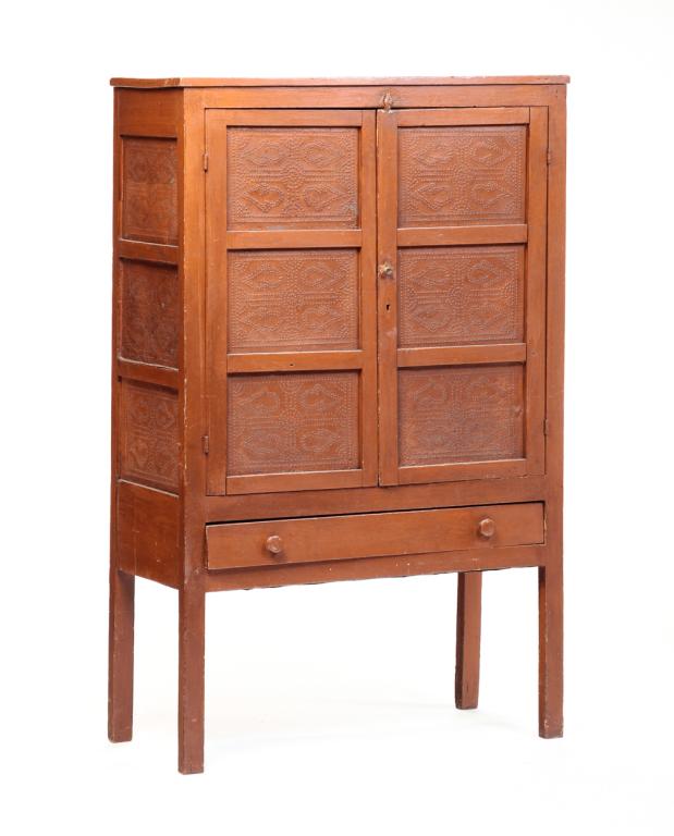 AMERICAN PIE SAFE. (1 of 7)