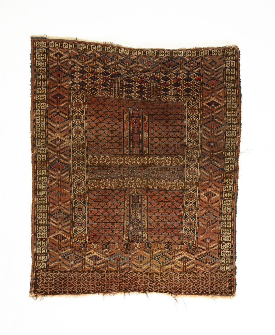 TURKMEN TEKKE ENSI RUG. (1 of 4)