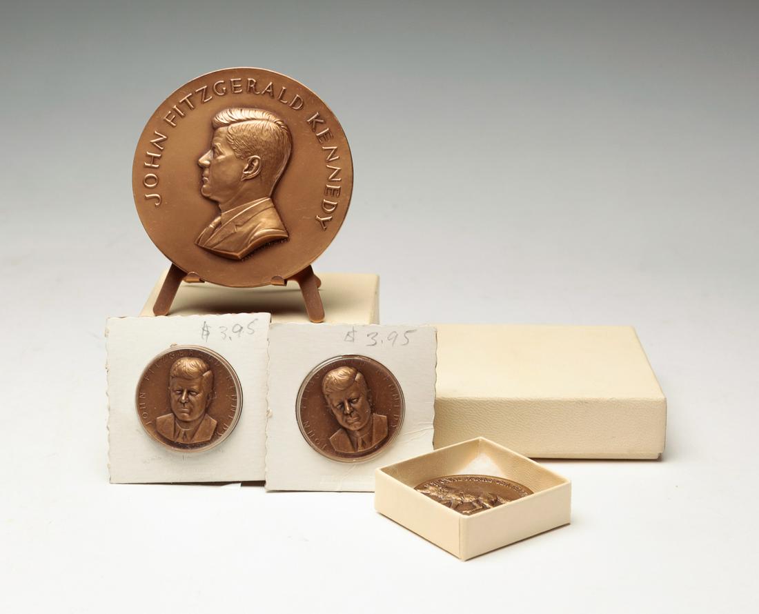 BRONZE MEDALLIONS AND TOKENS. (1 of 4)
