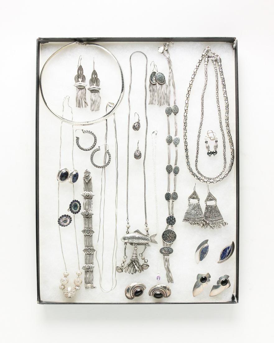 GROUP OF STERLING JEWELRY. (1 of 8)