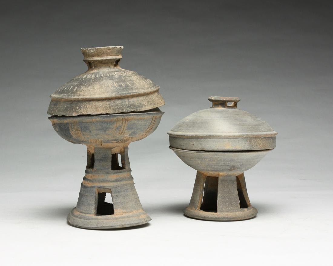 TWO KOREAN SILLA POTTERY VESSELS. (1 of 4)
