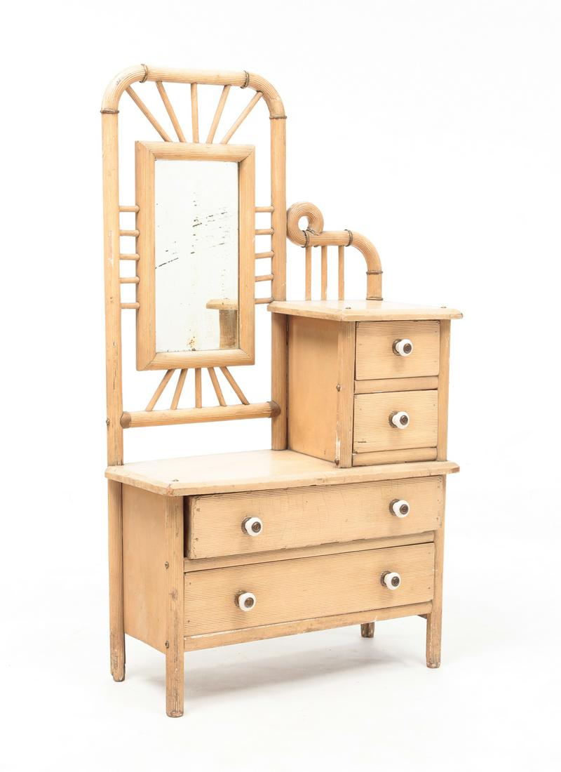 AMERICAN DOLL SIZE DRESSER. (1 of 4)