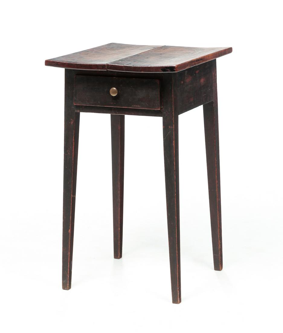 AMERICAN HEPPLEWHITE ONE DRAWER STAND. (1 of 4)
