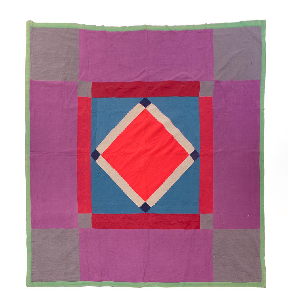 AMISH PIECED QUILT. (1 of 6)