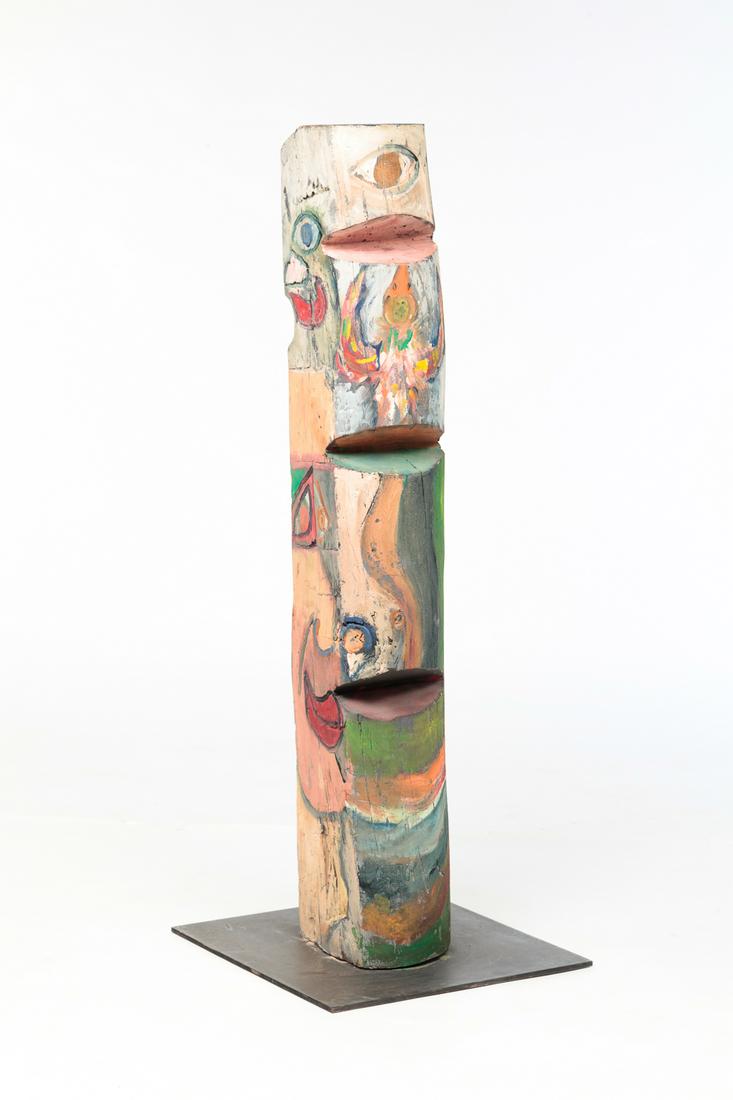 ROBERT WRIGHT PAINTED TOTEM. (1 of 7)