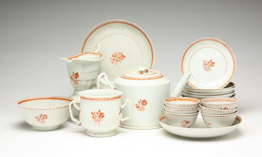 CHINESE EXPORT TEA SET. (1 of 7)