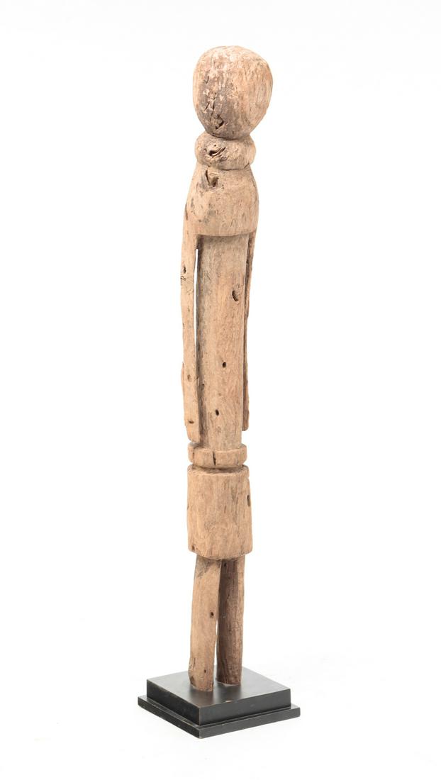 AFRICAN TOGA FIGURAL WOOD CARVING. (1 of 5)