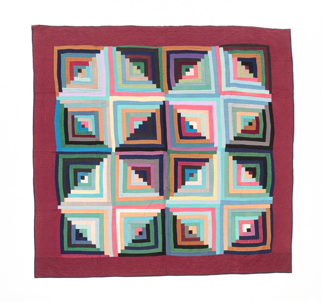 AMISH LOG CABIN PIECED QUILT. (1 of 4)