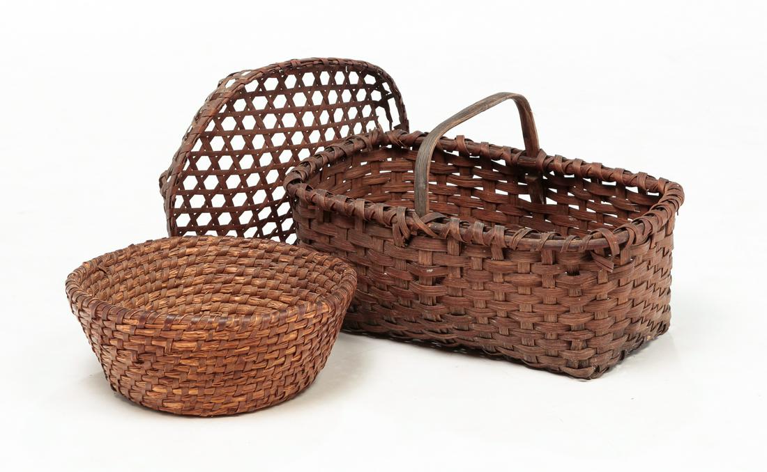THREE AMERICAN BASKETS. (1 of 4)