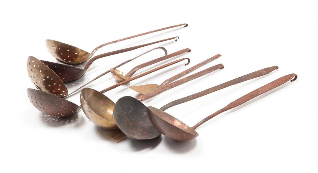 NINE COPPER, BRASS AND IRON KITCHEN UTENSILS. (1 of 5)