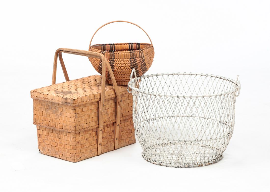 THREE AMERICAN BASKETS. (1 of 6)