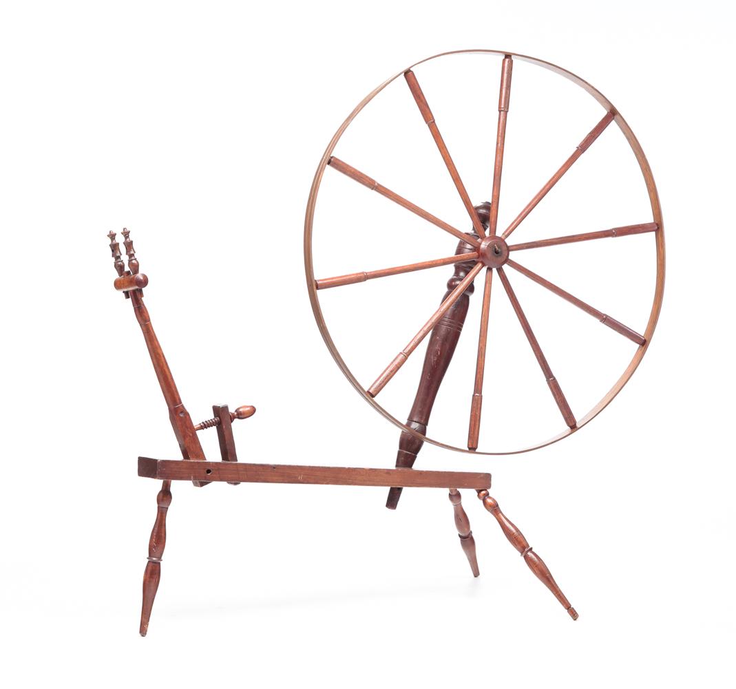 AMERICAN TALL SPINNING WHEEL. (1 of 5)