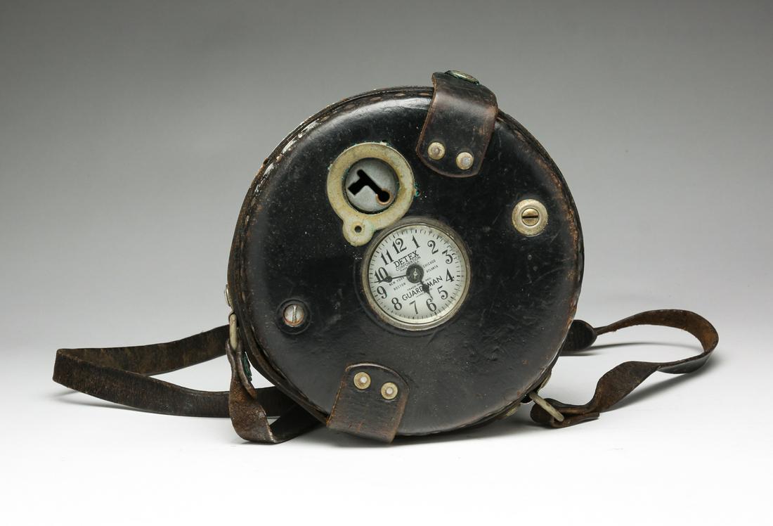 DETEX WATCHMAN'S CLOCK. (1 of 7)