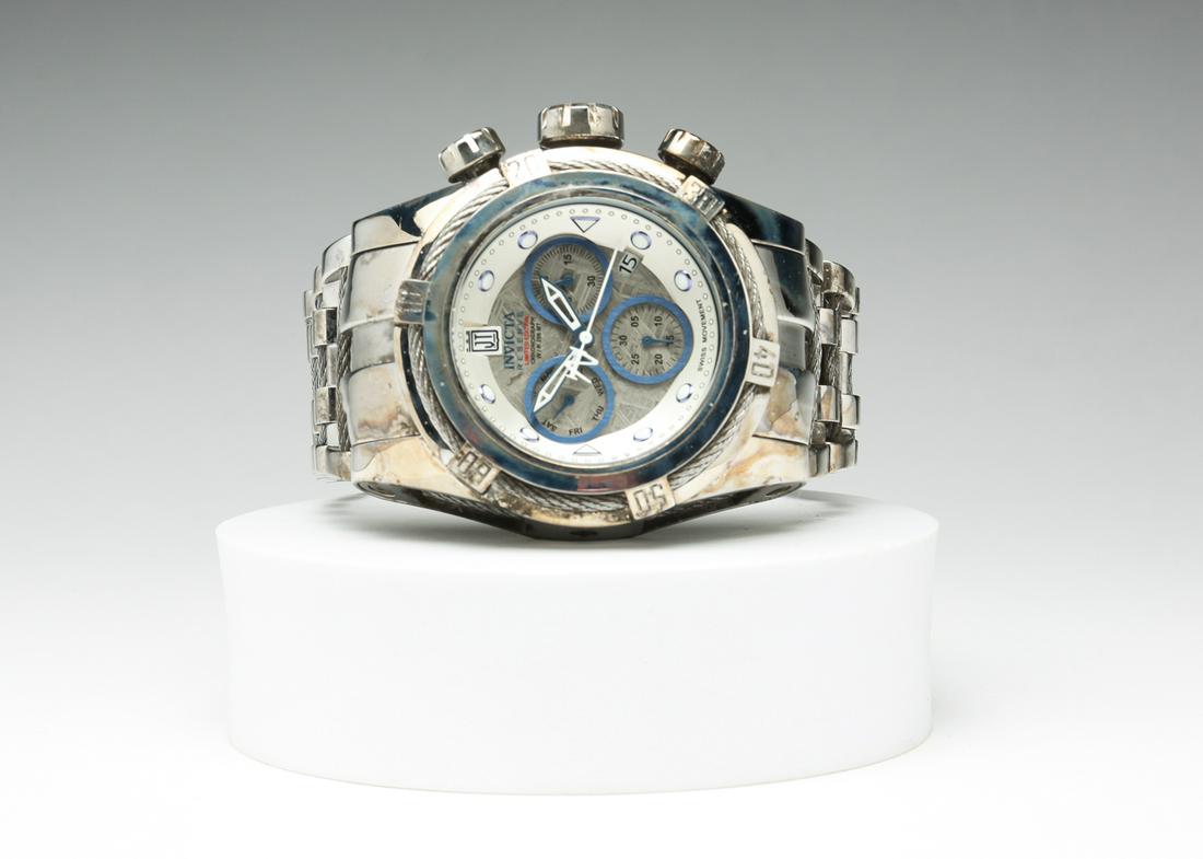 JASON TAYLOR FOR INVICTA CHRONO, 25425.: Swiss, 21st century. Invicta Reserve JT Bolt Zeus Meteorite, stainless, 52mm, Ltd. Edition 168/999, 200M, cons. # 112803.18888142, quartz movement (needs new battery), gently worn. Please Note: Garth'