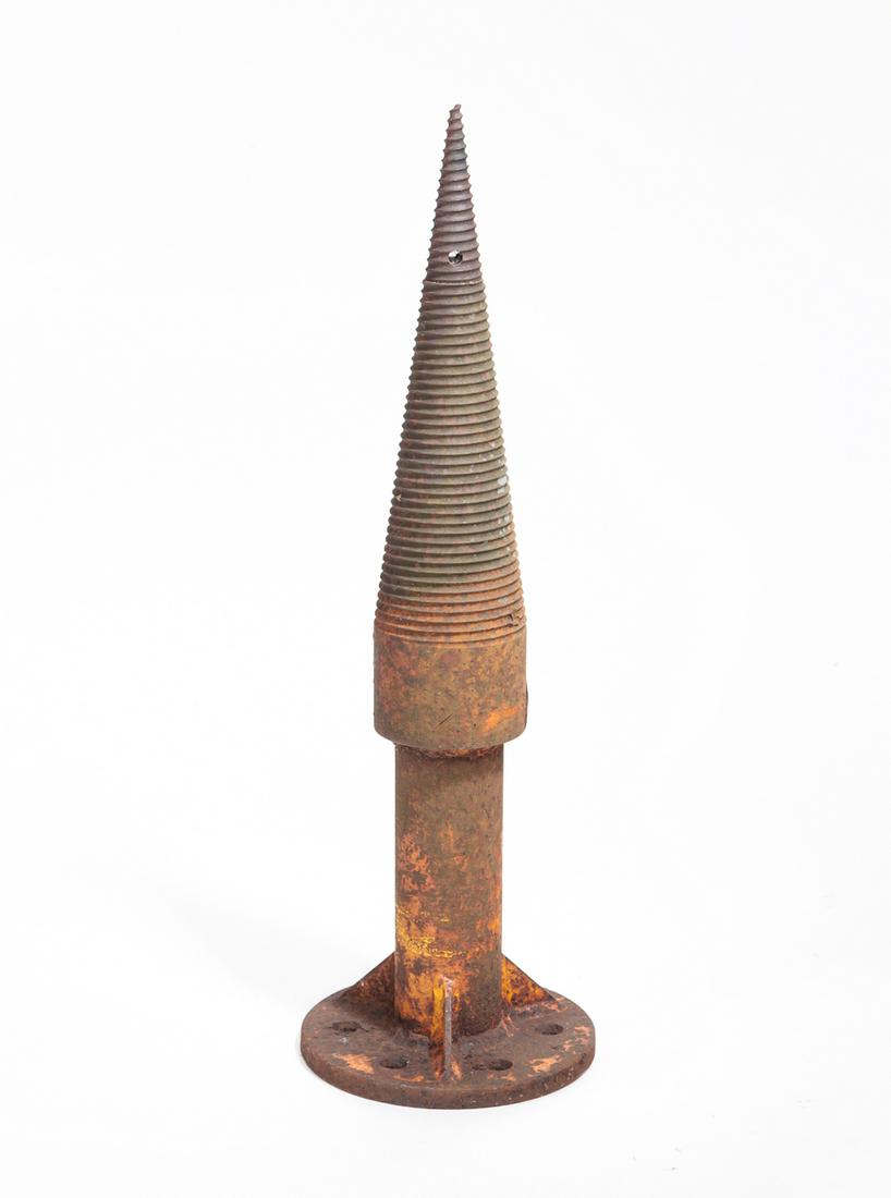 AMERICAN CAST IRON ARCHITECTURAL FINIAL. (1 of 4)