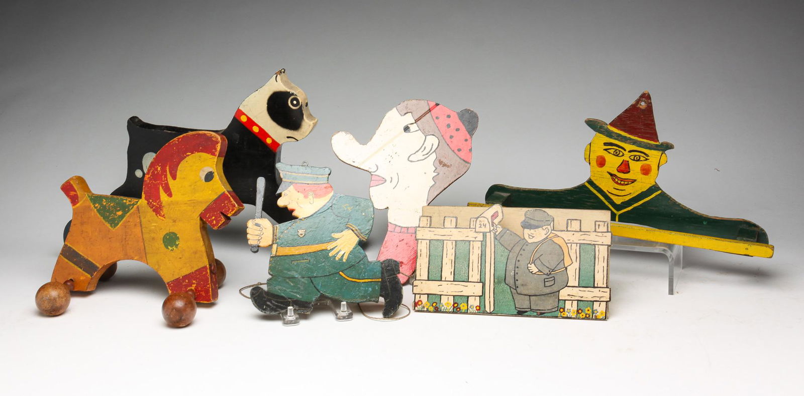 GROUP OF TOYS AND CHILDREN'S ITEMS. (1 of 4)