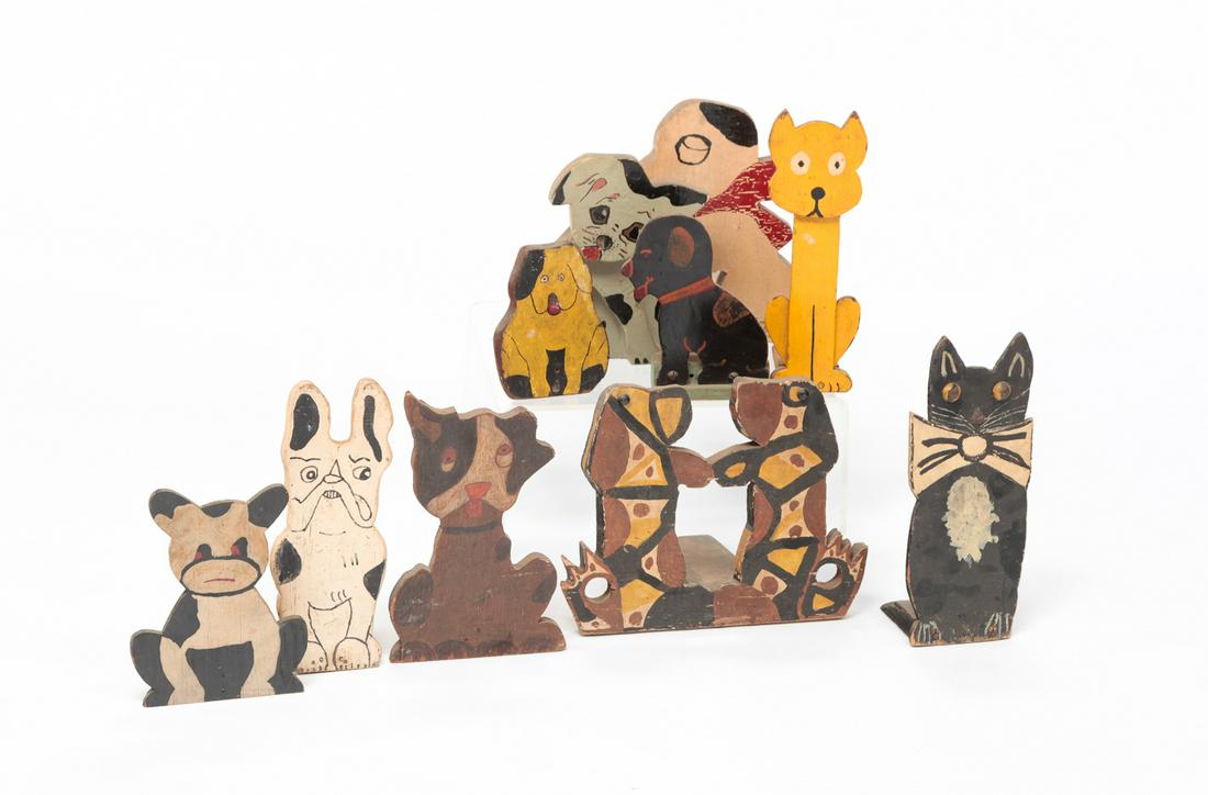 NINE AMERICAN FOLKSY ANIMAL DOOR STOPS. (1 of 4)