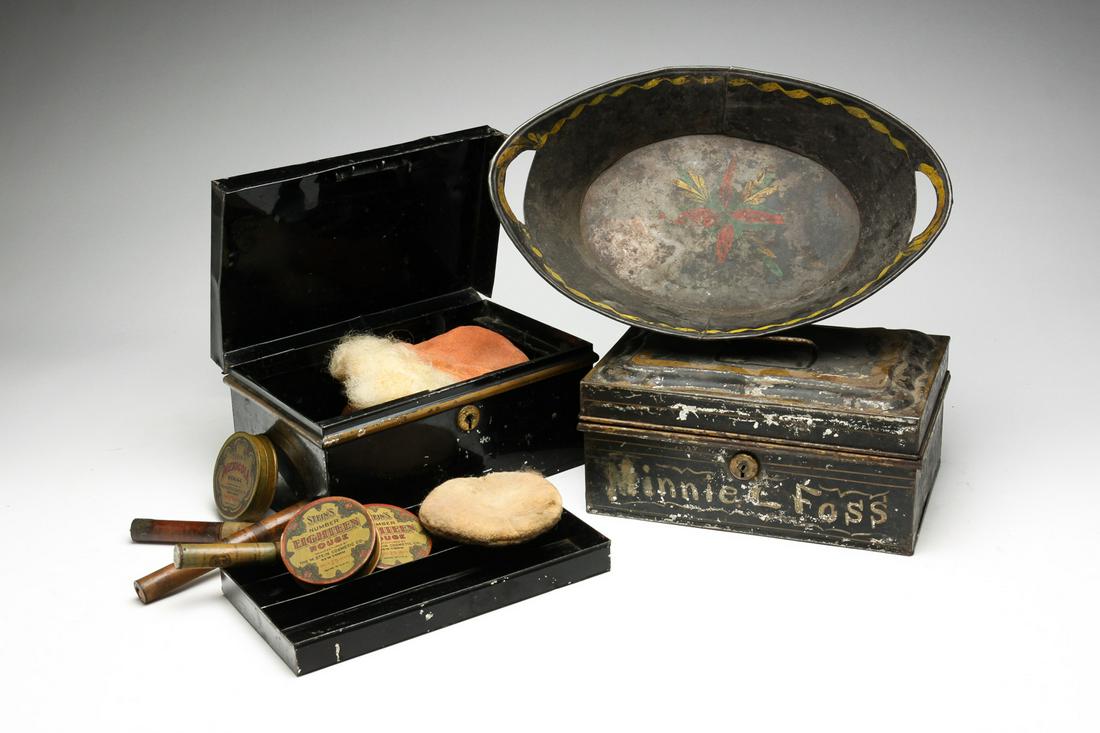 TOLE BASKET AND TWO LOCK BOXES. (1 of 7)