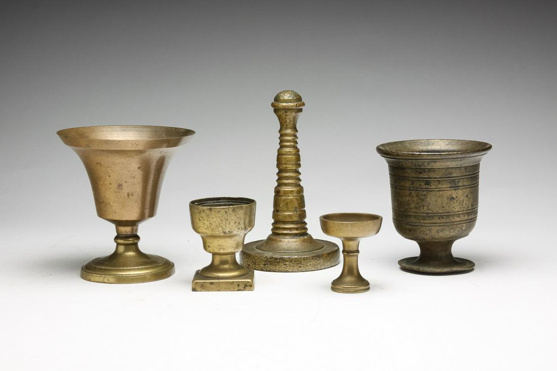 GROUP OF BRASS. (1 of 5)