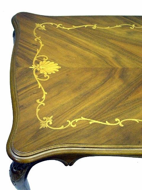 FRENCH STYLE TABLE WITH MARQUETRY INLAY. - 2