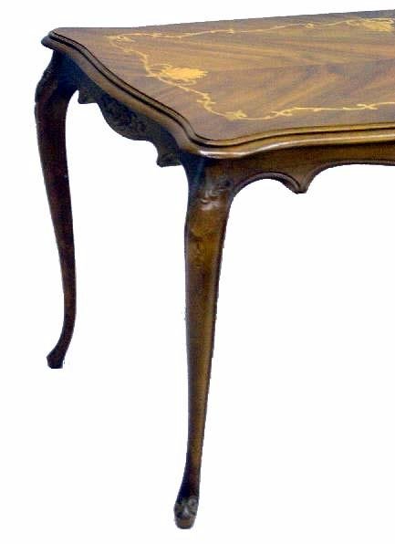 FRENCH STYLE TABLE WITH MARQUETRY INLAY. - 3