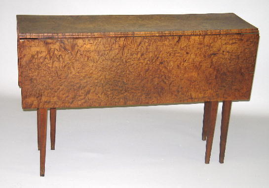 COUNTRY HEPPLEWHITE DROP LEAF TABLE. The narrow top