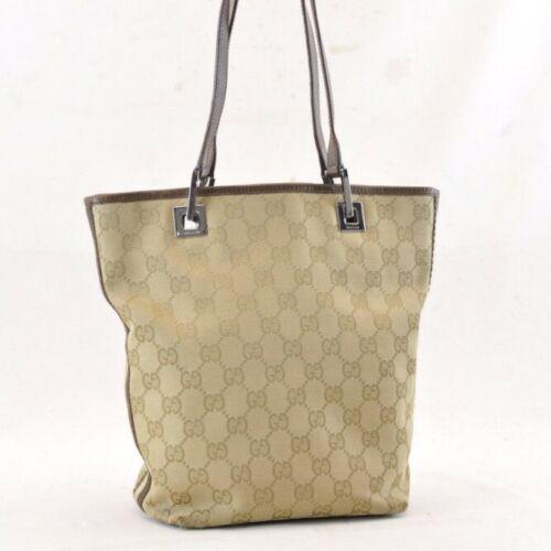 GUCCI Sherry LIne Hand Bag: Brand: GUCCI Style: Shoulder Bag Material: Canvas Color: Gold Size: W17 x H24 x D9cm(Approx) Width: Height: Depth: Country of Origin: Comes With: All Bidhaus items come with a 100% money-back aut