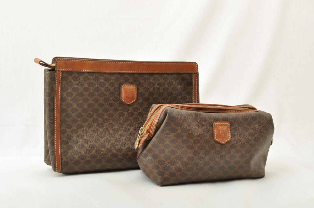 Authentic CELINE PVC Leather Clutch Bag / Pouch: Brand: CELINE Style: Clutch Bag / Pouch Material: PVC Leather Color: Brown Size: â€“ Country of Origin: Italy Comes With: There is no item box and dust bag. We will send only the item which is pu