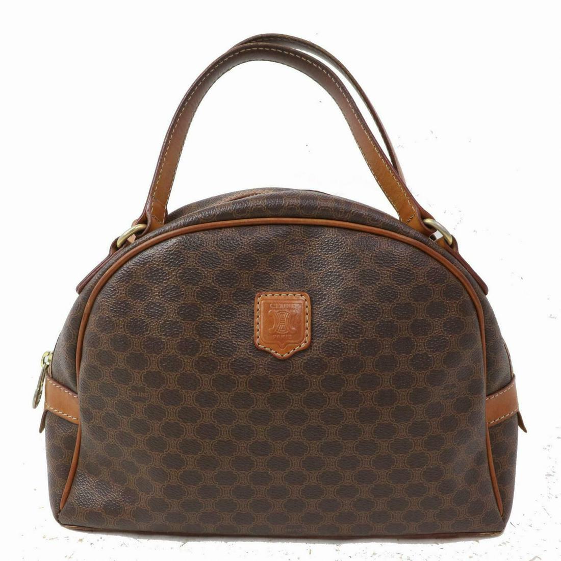 Authentic CELINE Macadam PVC Hand Bag: Brand: CELINE Style: Hand Bag Material: Macadam PVC Color: Browns Height: 7.48 inch(approx) /19 cm(approx) Depth: 3.93 inch(approx) /10 cm(approx) Width: 11.4 inch(approx) /29 cm(approx) Country of Or