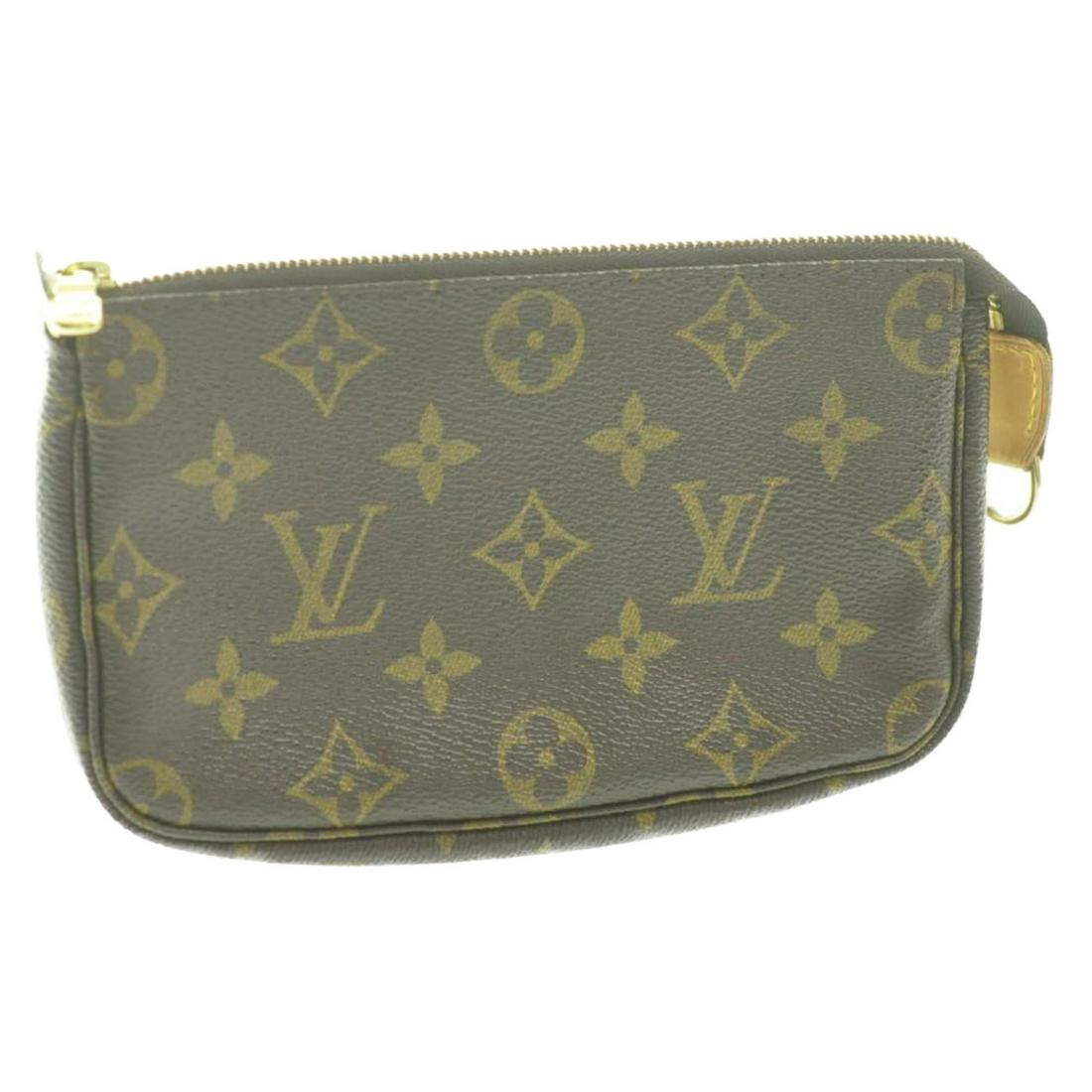 LOUIS VUITTON Monogram Bucket GM Pouch: Brand: LOUIS VUITTON Style: Pouch Material: Monogram Canvas Color: Monogram Size (Inches): W6.69 x H3.93 x D0.98inch(Approx) Exterior Condition: Monogram Canvas : minor lose shape, rubbing Tag : sun b