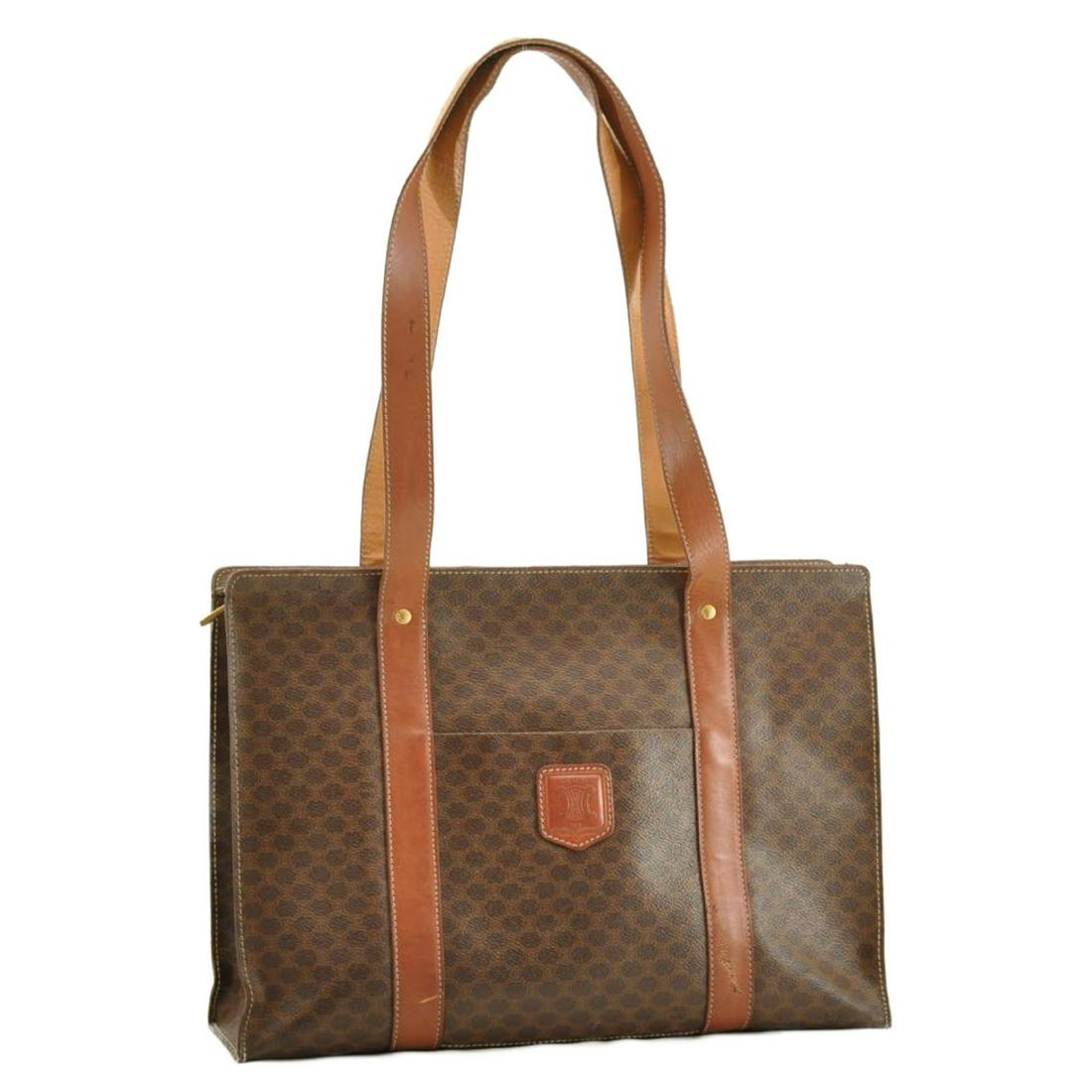 Authentic CELINE Macadam Tote Bag: Brand: CELINE Material: PVC Leather Style: Tote Bag Color: Brown Size(inch): W15.35 x H10.62 x D5.11inch(Approx) Country of Origin: Italy Accessory: There is no item box and dust bag. We will send onl