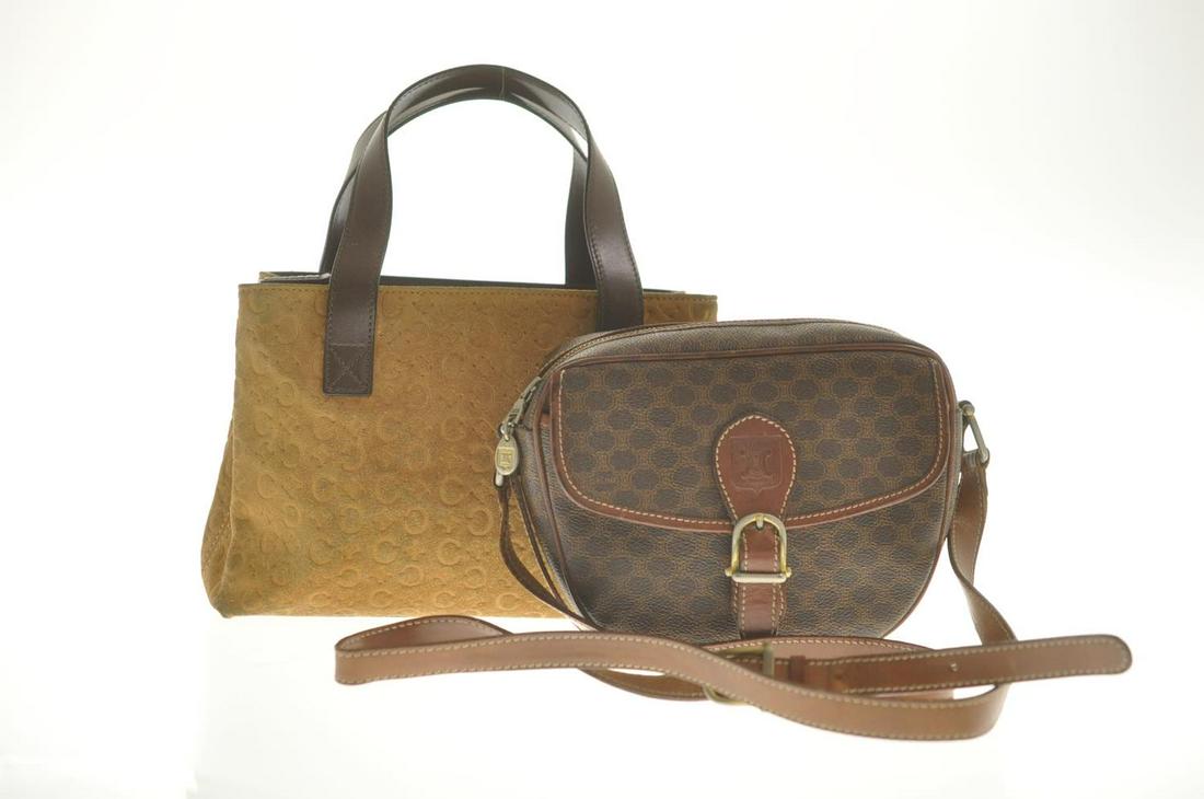 Authentic Celine Macadam Hand Bag Shoulder Bag Brown: Brand: Celine Style: Shoulder Bag / Hand Bag Material: Leather / SuÃ¨de Color: Brown Size (Inches): - Exterior Condition: Leather : Loose Shape, Minor Rubbing SuÃ¨de : Loose Shape, Rubbing, Stain