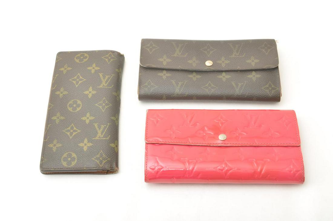 Authentic LOUIS VUITTON Monogram Vernis Wallet 3Set: Brand: LOUIS VUITTON Material: Monogram Canvas / Patent Leather Style: Wallet Color: Pink / Monogram Size(inch): â€“ Country of Origin: France Accessory: There is no item box and dust bag. We wil