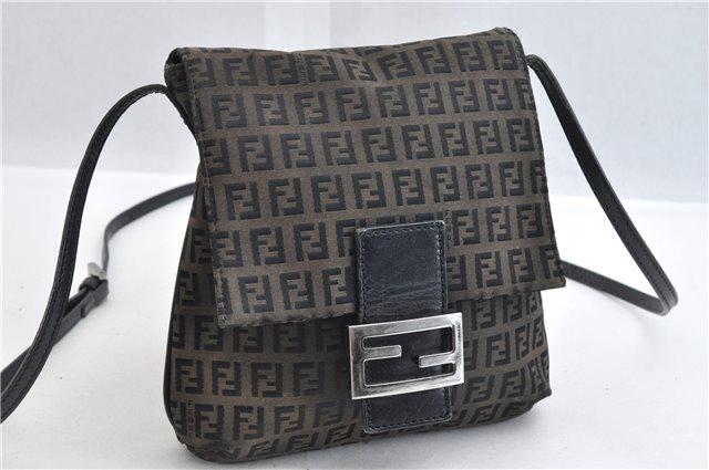 Authentic FENDI Zucchino Shoulder Bag: Brand: FENDI Material: Canvas Style: Shoulder Bag Color: Black Size(inch): W8.7 x H9.4 x D1.6" / Strap Drop 22-24.4"(Approx) Country of Origin: Italy Accessory: There is no ItemBox and DustBag.We will