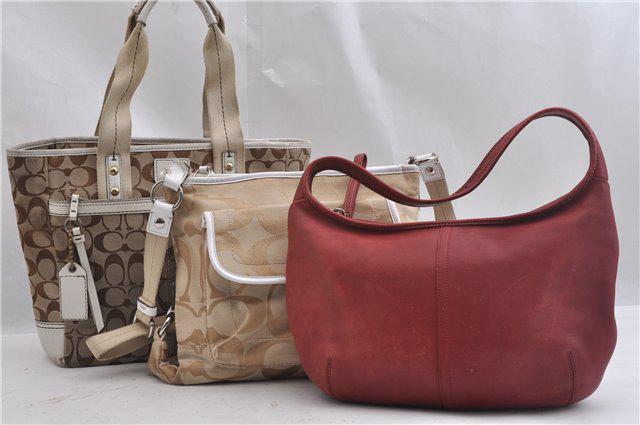 Authentic COACH Signature Shoulder Tote Bag 3 SET: Brand: COACH Material: - Style: - Color: - Size(inch): - Country of Origin: China Accessory: There is no ItemBox and DustBag.We will send only in photo. All Bidhaus items come with a 100% money-back a