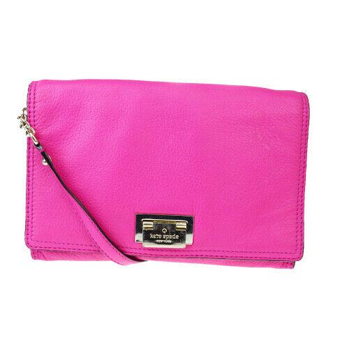 Authentic KATE SPADE Leather Shoulder bag: Brand: KATE SPADE Material: Leather Style: Shoulder bag Color: Pink Size (HxWxD): 17cm x 25.5cm x 4cm / 6.69'' x 10.03'' x 1.57'' Country of Origin: China All Bidhaus items come with a 100% money-back
