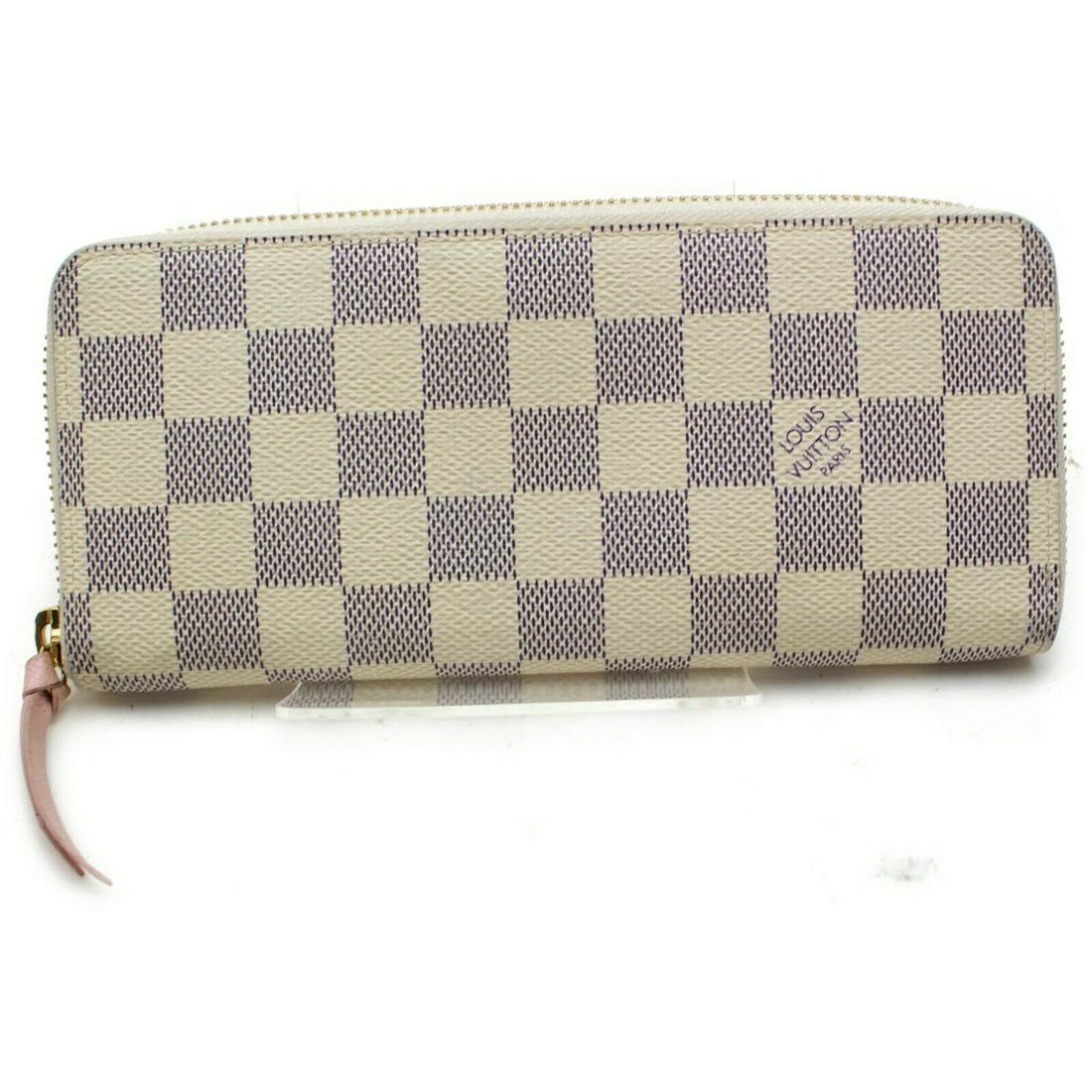 Authentic LOUIS VUITTON Damier Azur Zippy Wallet: Brand: LOUIS VUITTON Material: Damier Azur Style: Zippy Wallet Color: Whites Size(inch): W7.67 inch(approx) /19.5 cm(approx) x H3.34 inch(approx) /8.5 cm(approx) x D0.78 inch(approx) /2 cm(approx) " C
