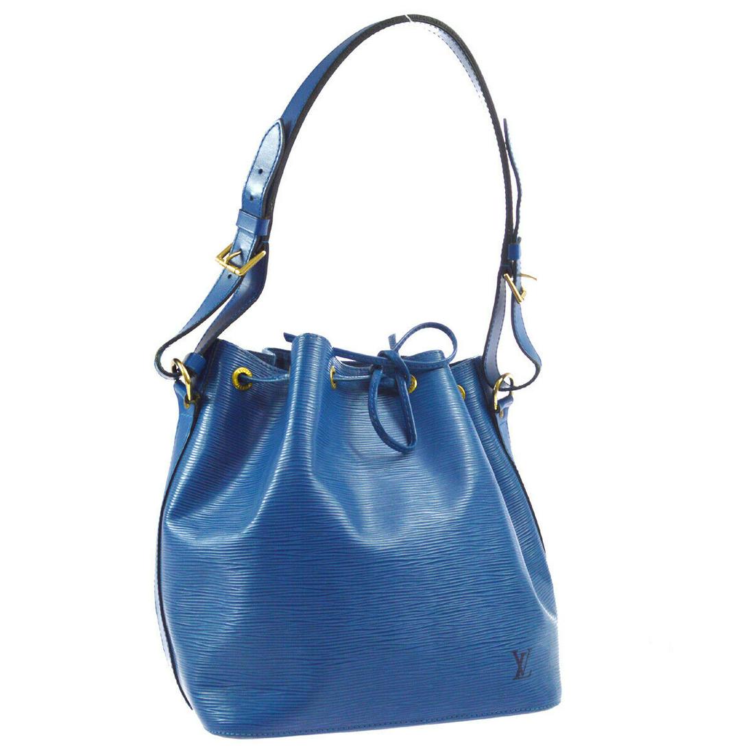 Authentic LOUIS VUITTON NOE Epi Leather, Leather: Brand: LOUIS VUITTON Material: Epi Leather, Leather Style: Shoulder Bag Color: Blue Size(inch): W10.0 x H11.0 x D7.5 " / Strap Drop: 8.7 - 11.8 Size(inch): W 10.0 x H 11.0 x D 7.5 " Strap Drop. 8.7 - 