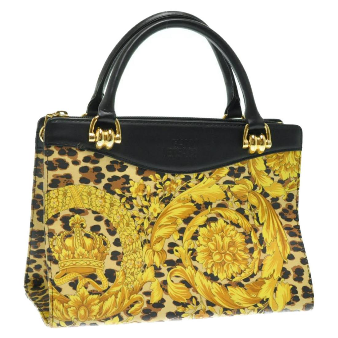 Authentic GIANNI VERSACE PVC Leather Hand Bag: Brand: GIANNI VERSACE Material: PVC Leather Style: Hand Bag Color: Black Size(inch): W10.03 x H6.69 x D5.51inch(Approx) Country of Origin: â€“ Accessory: Dust Bag All Bidhaus items come with a 10