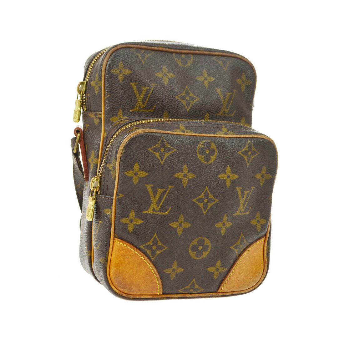 Authentic LOUIS VUITTON Monogram Canvas, Leather: Brand: LOUIS VUITTON Material: Monogram Canvas, Leather Style: Messenger & Cross Body Color: Brown Size(inch): W5.9 x H8.3 x D3.5 " / Strap Drop: 18.1 - 21.7 Size(inch): W 5.9 x H 8.3 x D 3.5 " Strap