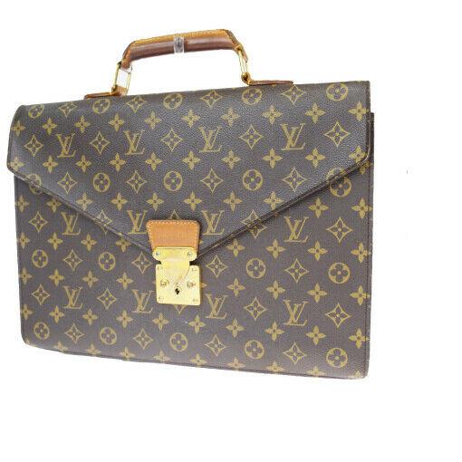 Authentic LOUIS VUITTON Monogram Briefcase: Brand: LOUIS VUITTON Material: Monogram Style: Briefcase Color: Monogram Size (HxWxD): 28cm x 38cm x 4.5cm / 11.02'' x 14.96'' x 1.77'' Country of Origin: France All Bidhaus items come with a 100% mon