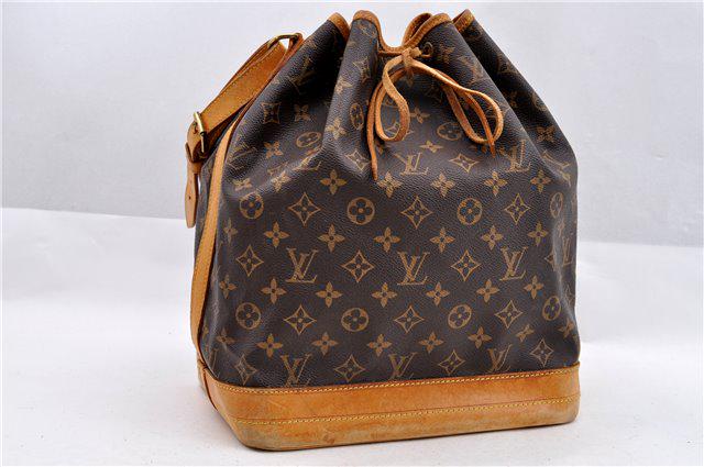 Authentic LOUIS VUITTON NOE Monogram Canvas Shoulder: Brand: LOUIS VUITTON Material: Monogram Canvas Style: Shoulder Bag Color: Brown Size(inch): W10xH13.5xD7.5"/Strap Drop 9.4-11.4"(Approx) Country of Origin: France Accessory: There is no ItemBox and Du