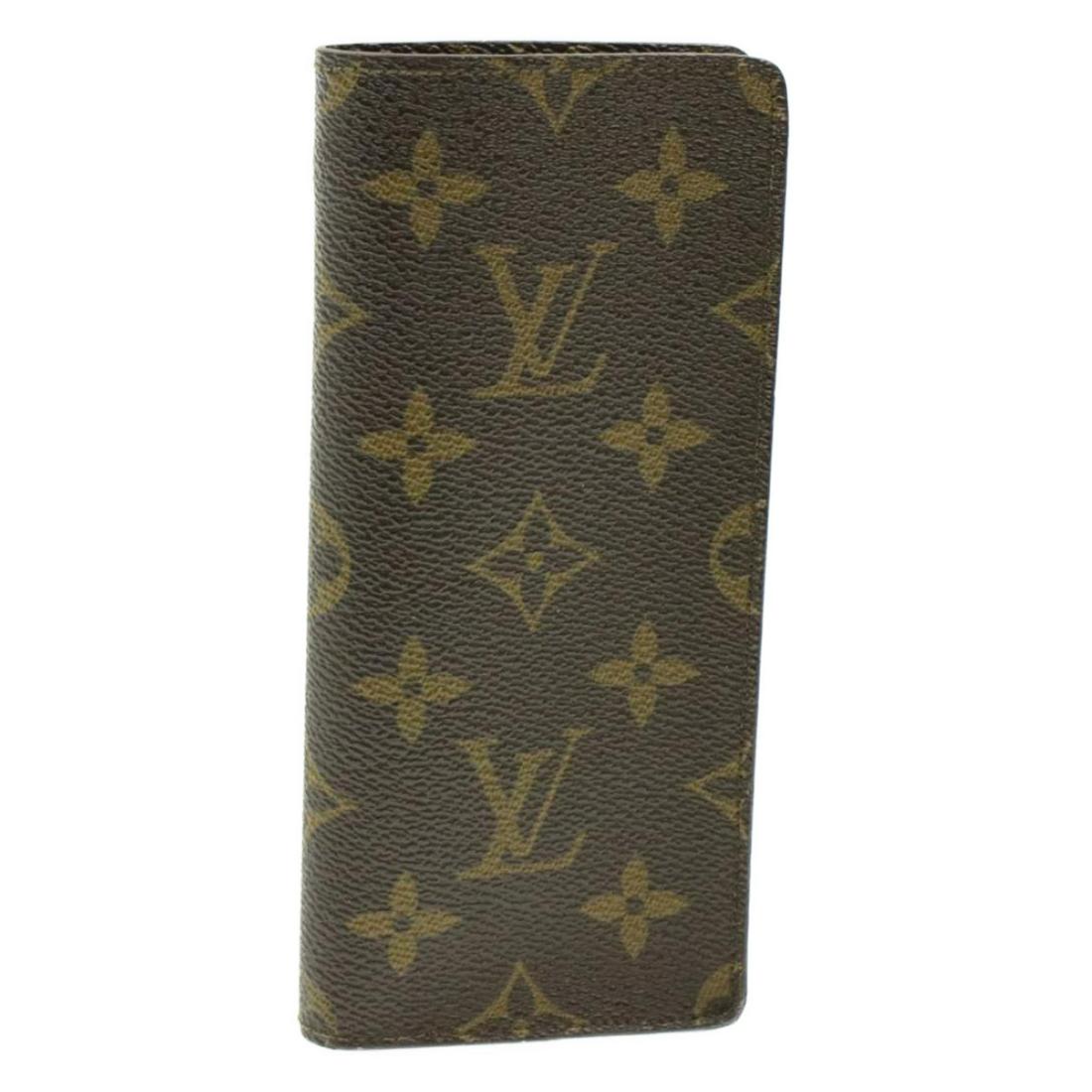 Authentic LOUIS VUITTON Monogram Canvas Glasses Case: Brand: LOUIS VUITTON Material: Monogram Canvas Style: Glasses Case Color: Monogram Size(inch): W 2.7x H6.2 x D0.9â€³(Approx) Country of Origin: France Accessory: There is no item box and dust bag.