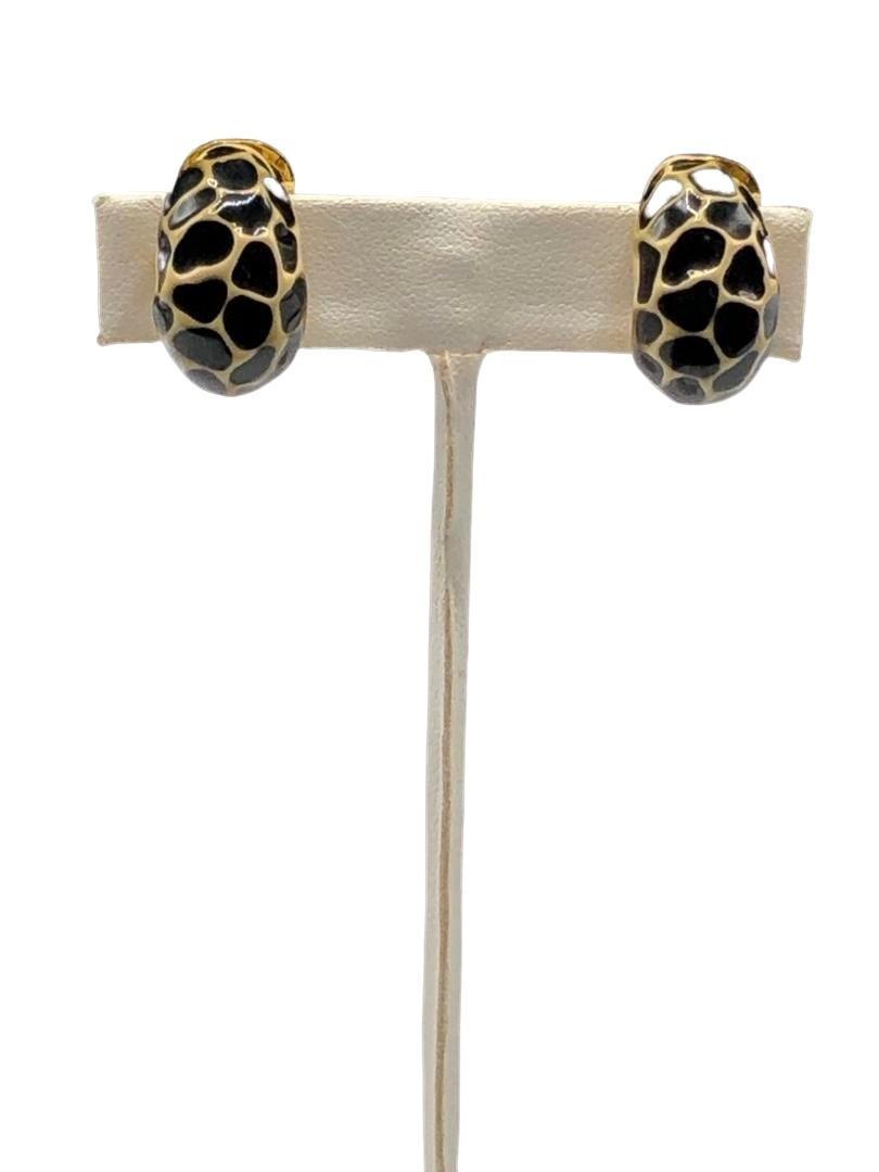 Authentic Kjl Animal Print Half Hoop Earrings.: Brand: Kenneth Jay Lane Material: Gold-plated Style: EarringsClip HallMark: "KJL" All Bidhaus items come with a 100% money-back authenticity guarantee. ALL SALES ARE FINAL. Please refer to images care