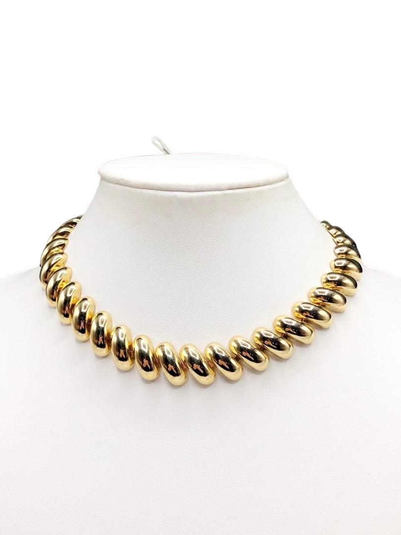 Authentic Givenchy Half Circle Mesh Chain Link: Brand: Category: Necklace Fastening: Style: Materials: Size: Hallmark: Other Remarks: All Bidhaus items come with a 100% money-back authenticity guarantee. ALL SALES ARE FINAL. Please refer to images 