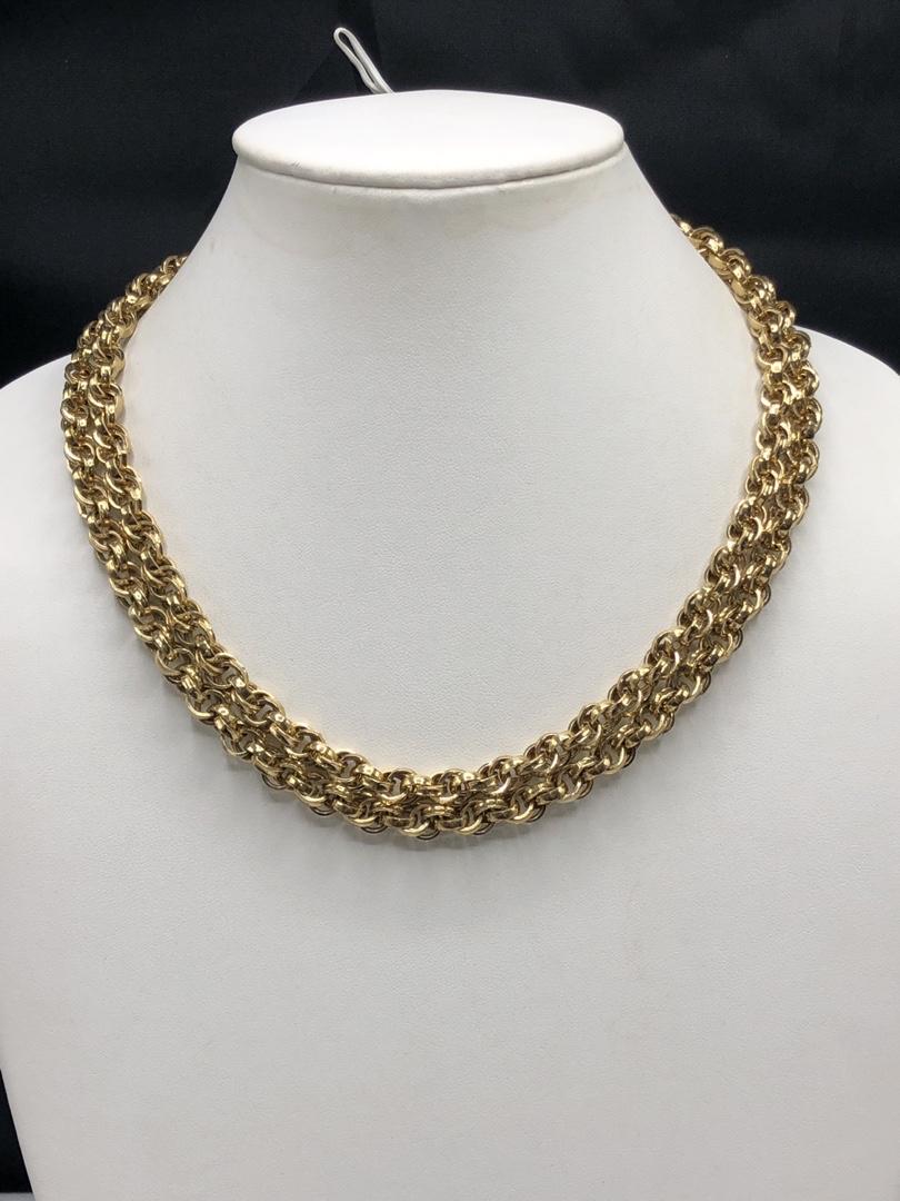 Authentic Givenchy Double Strand Chain Necklace.: Brand: Givenchy Material: Gold-plated clasp HallMark : Givenchy logo Country of Origin: France All Bidhaus items come with a 100% money-back authenticity guarantee. ALL SALES ARE FINAL. Please refer t