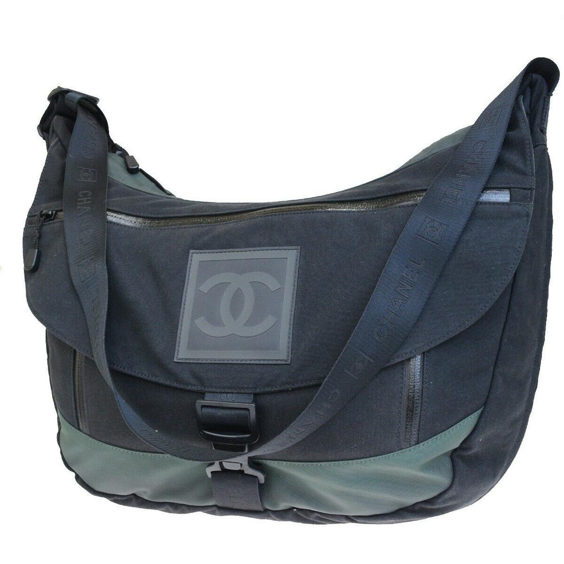 chanel shoulder bag price